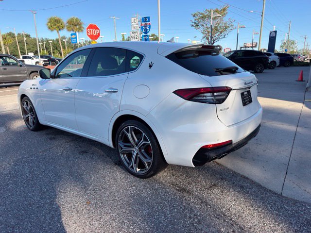 Used 2023 Maserati Levante Modena AWD/4WD image 3