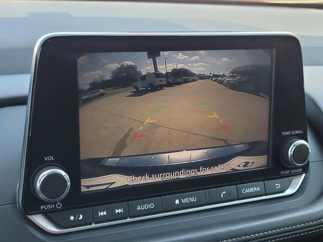 Used 2024 Nissan Rogue SV w/ SV Premium Package image 26