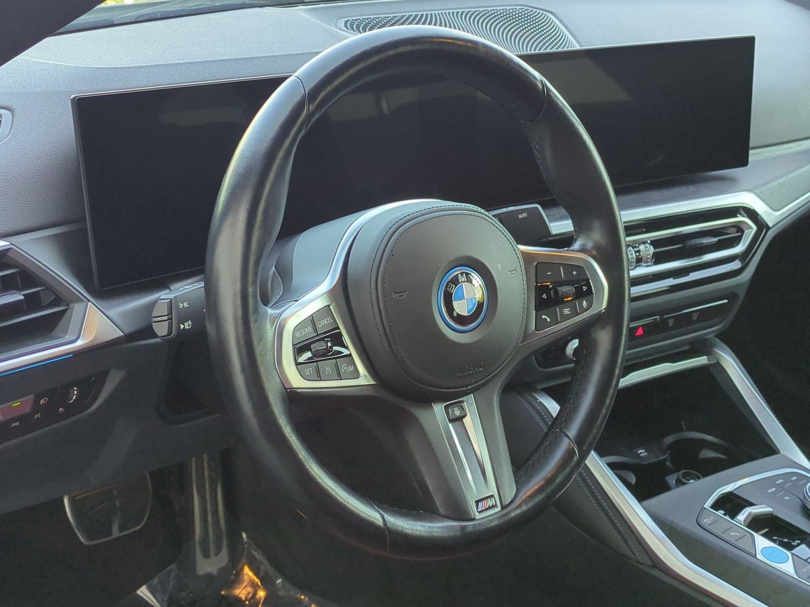 Used 2023 BMW i4 eDrive40 w/ M Sport Package RWD image 18
