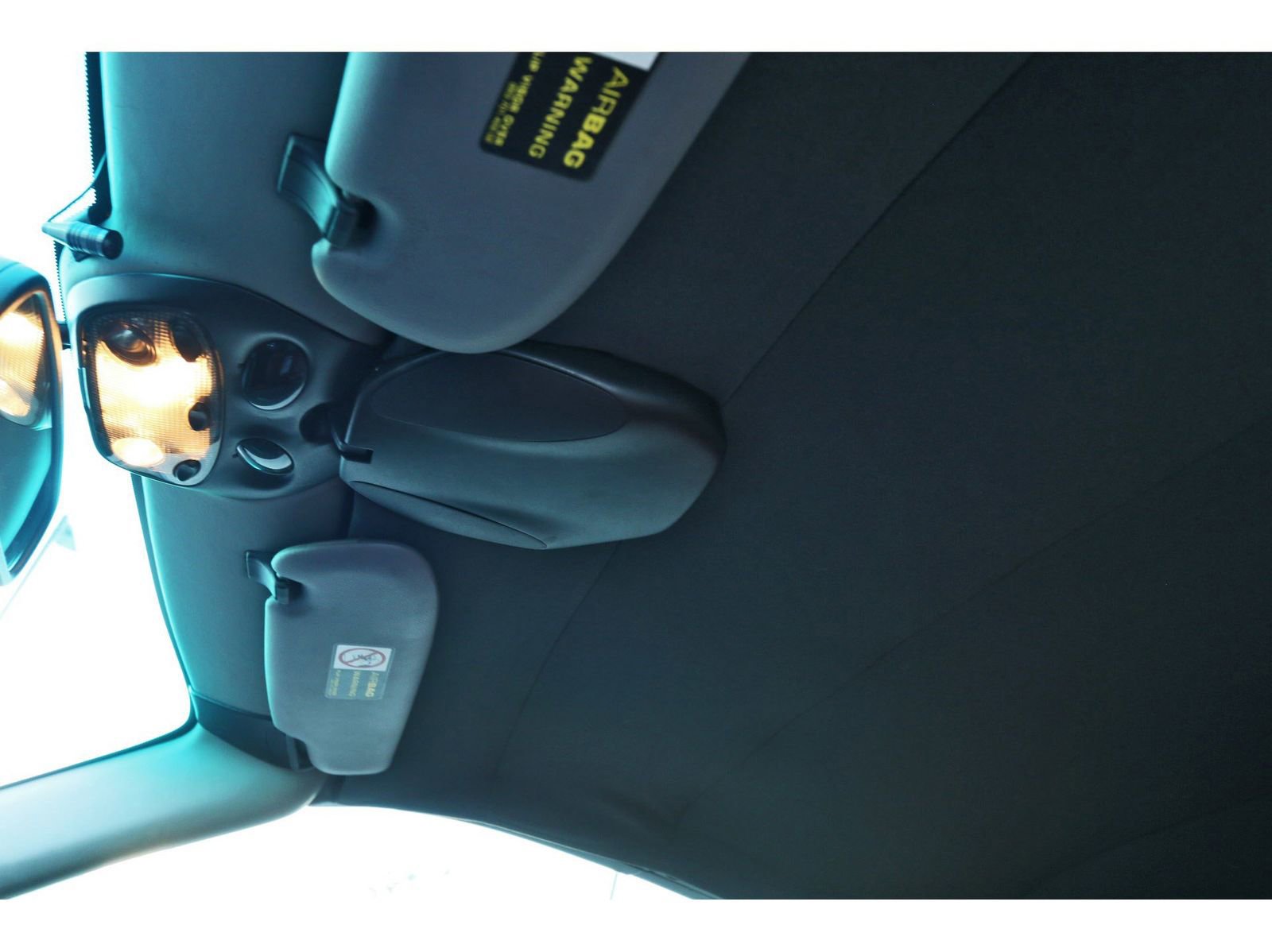 Used 2004 Porsche 911 Turbo image 27