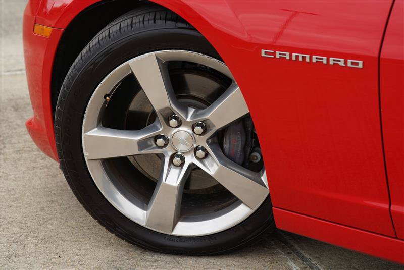 Used 2015 Chevrolet Camaro SS w/ RS Package RWD image 20