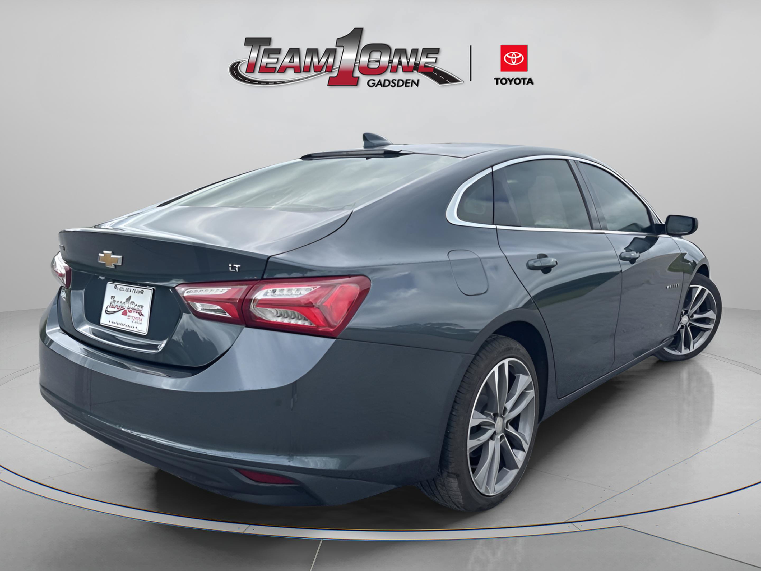 Used 2021 Chevrolet Malibu LT FWD image 7