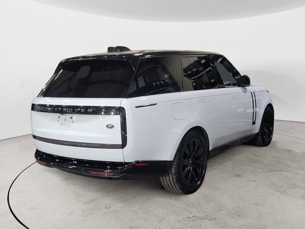Used 2023 Land Rover Range Rover SE AWD/4WD image 5