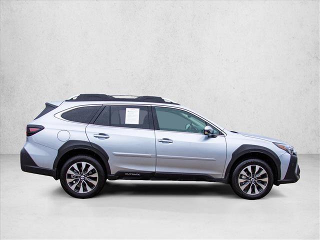 Used 2025 Subaru Outback Touring XT AWD/4WD image 4