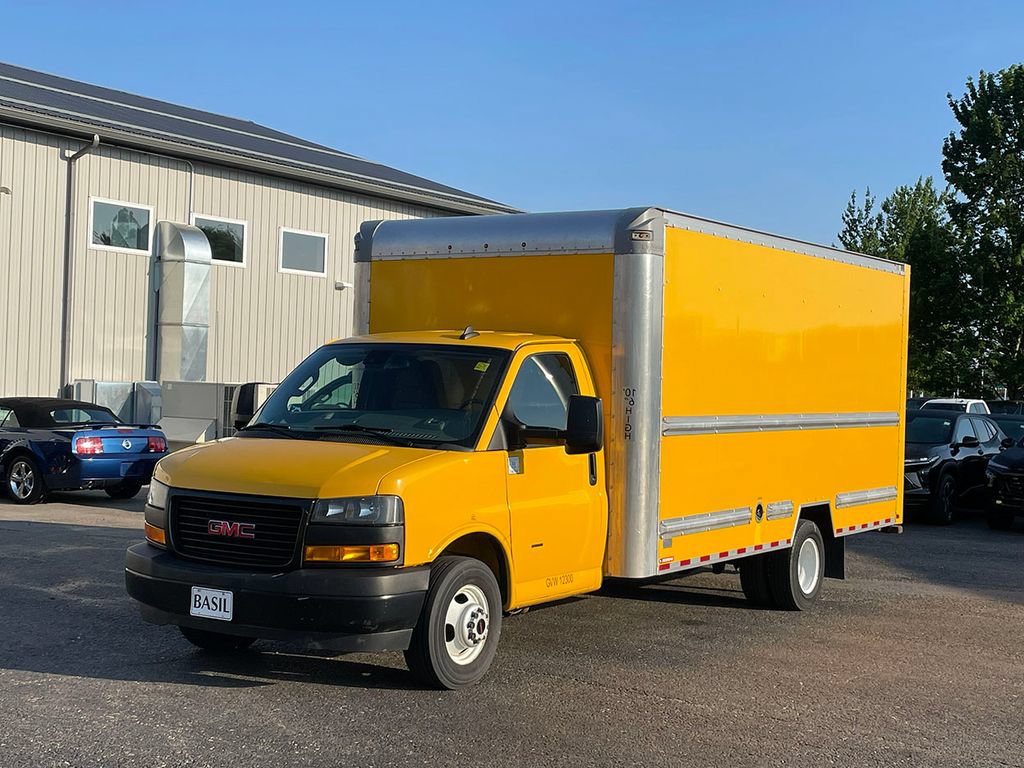 Used 2021 GMC Savana 3500 Extended w/ Power Convenience Package RWD image 4