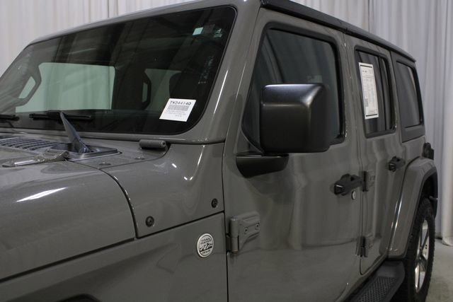 Used 2018 Jeep Wrangler Unlimited Sahara AWD/4WD image 30