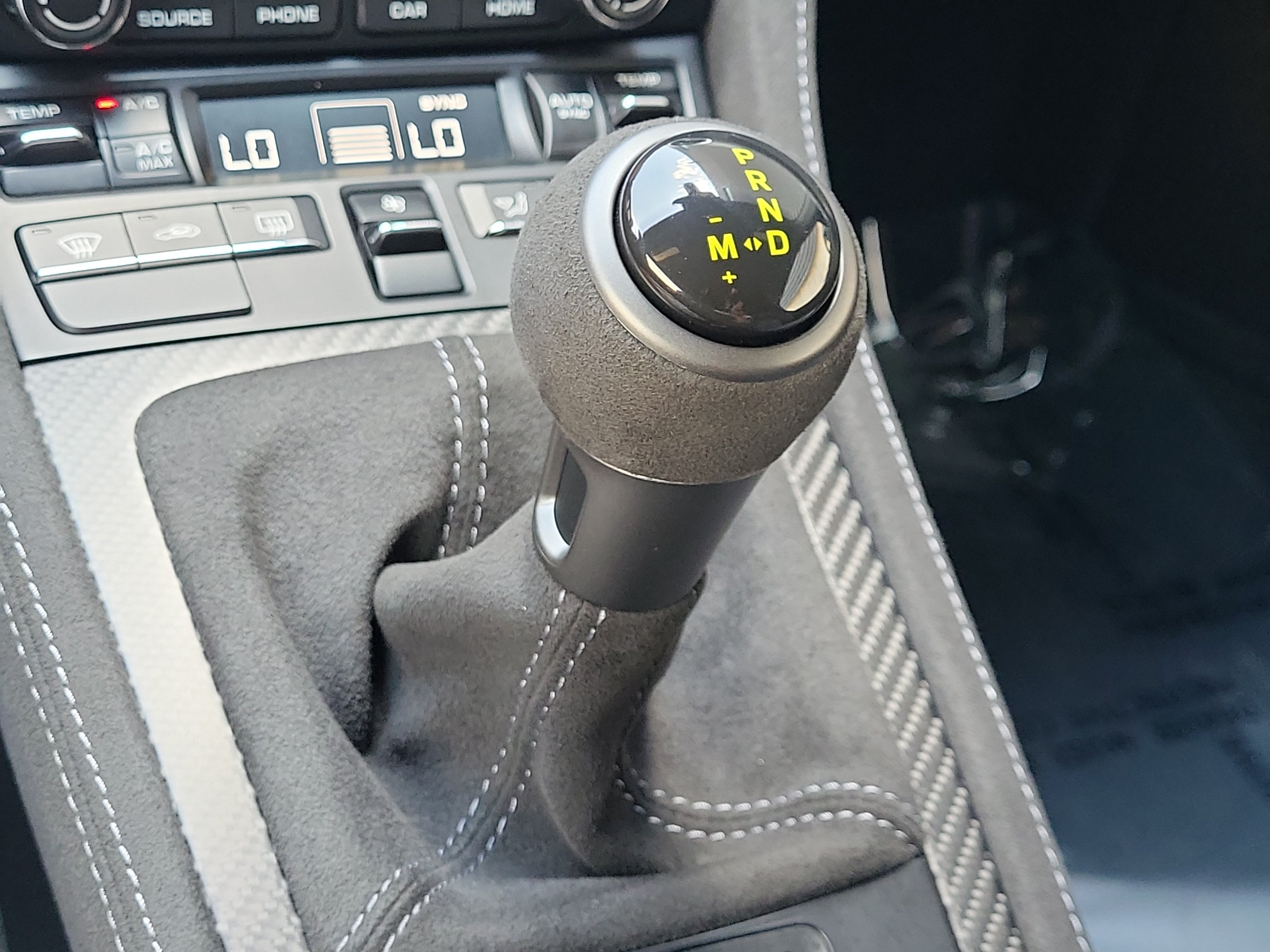 Certified 2024 Porsche 718 Cayman GT4 RS RWD image 35
