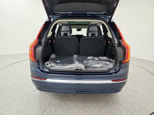 New 2026 Volvo XC90 B6 Plus w/ Protection Package AWD/4WD image 19