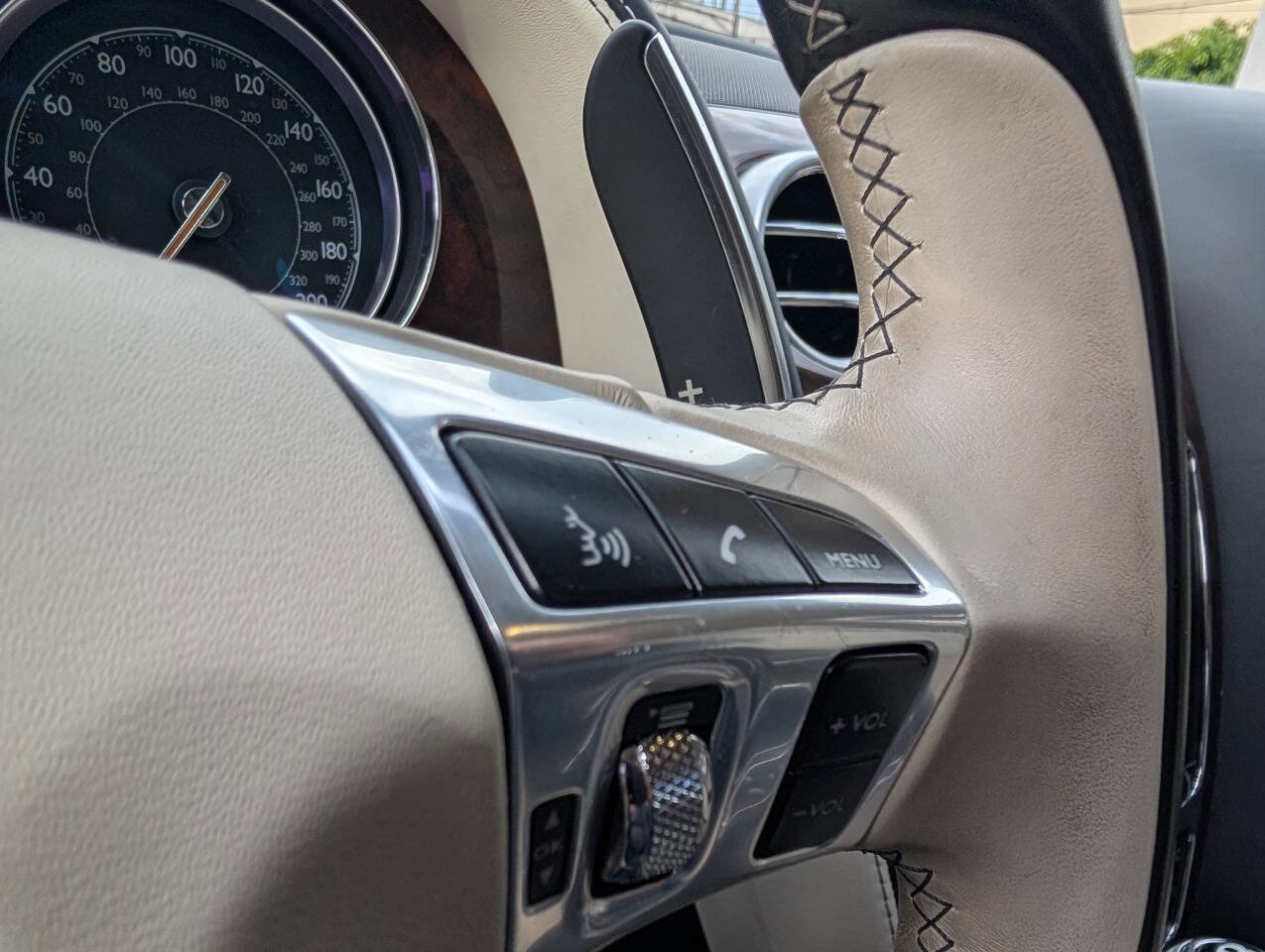 Used 2016 Bentley Flying Spur W12 AWD/4WD image 16