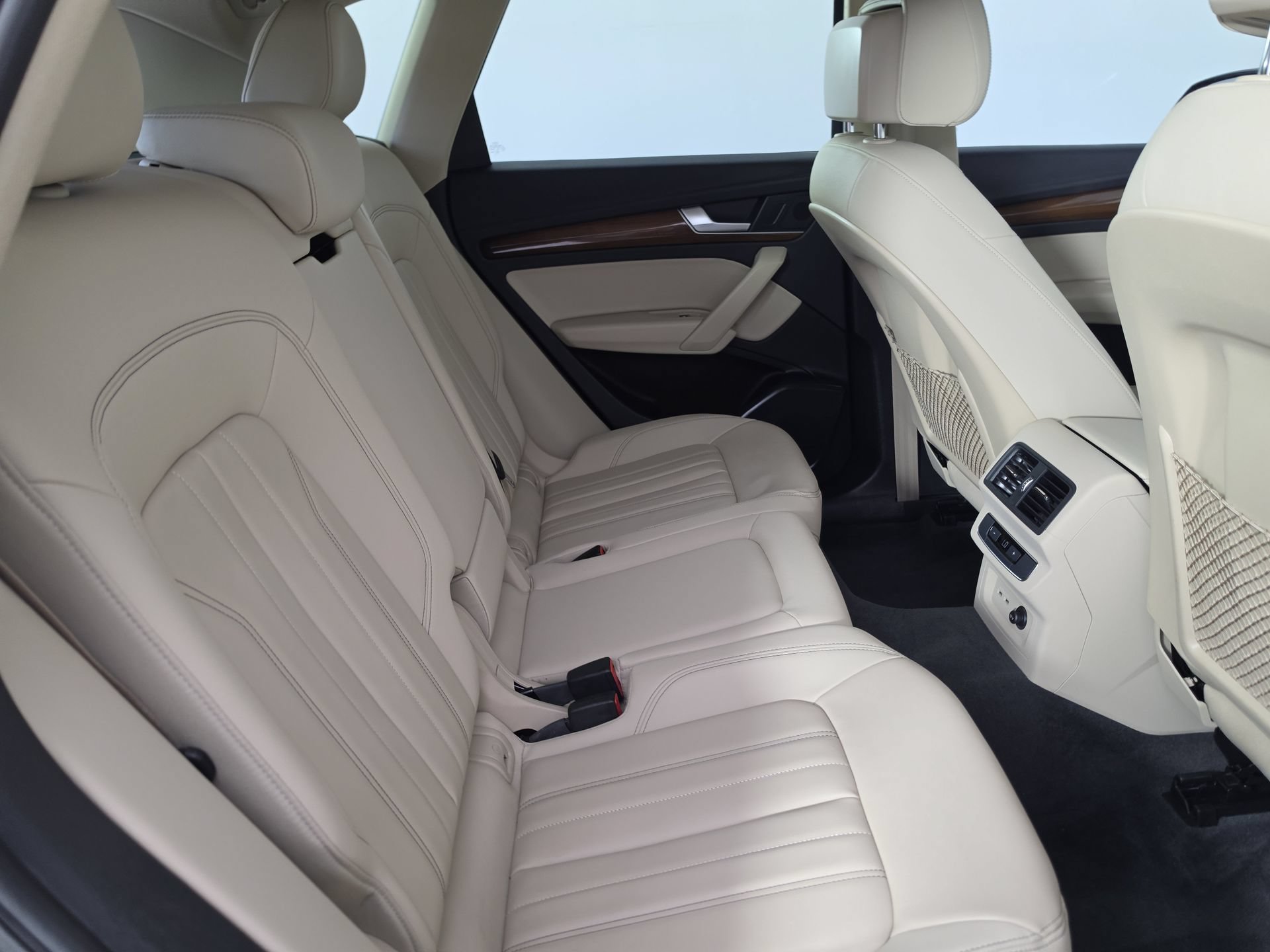 Used 2024 Audi Q5 Premium AWD/4WD image 27
