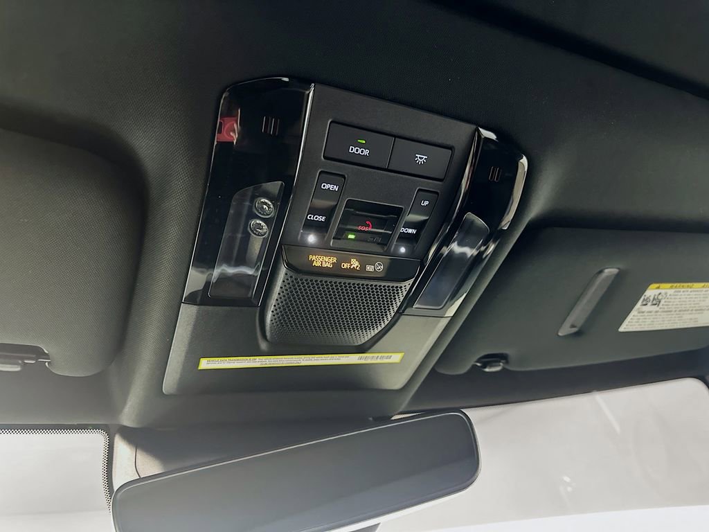 Used 2024 Lexus GX 550 image 33