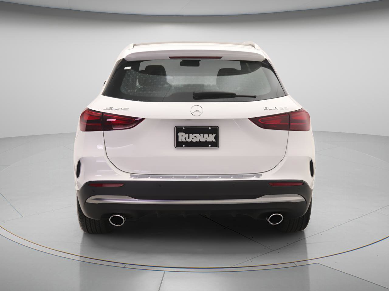 New 2026 Mercedes-Benz GLA 35 AMG 4MATIC image 3