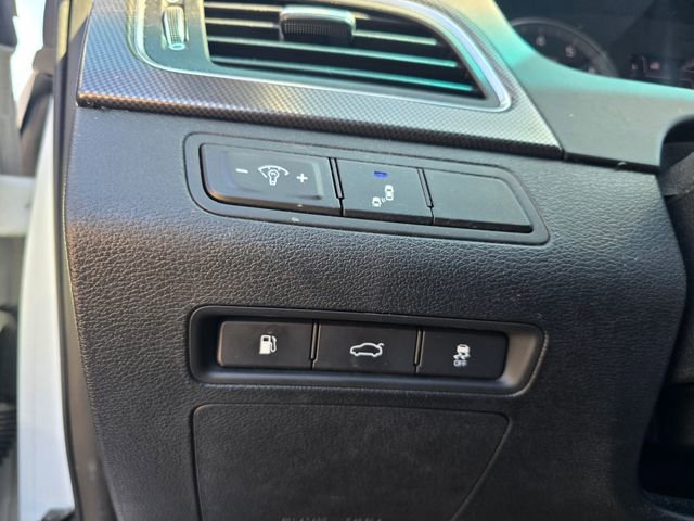 Used 2016 Hyundai Sonata Sport w/ Option Group 02 image 21