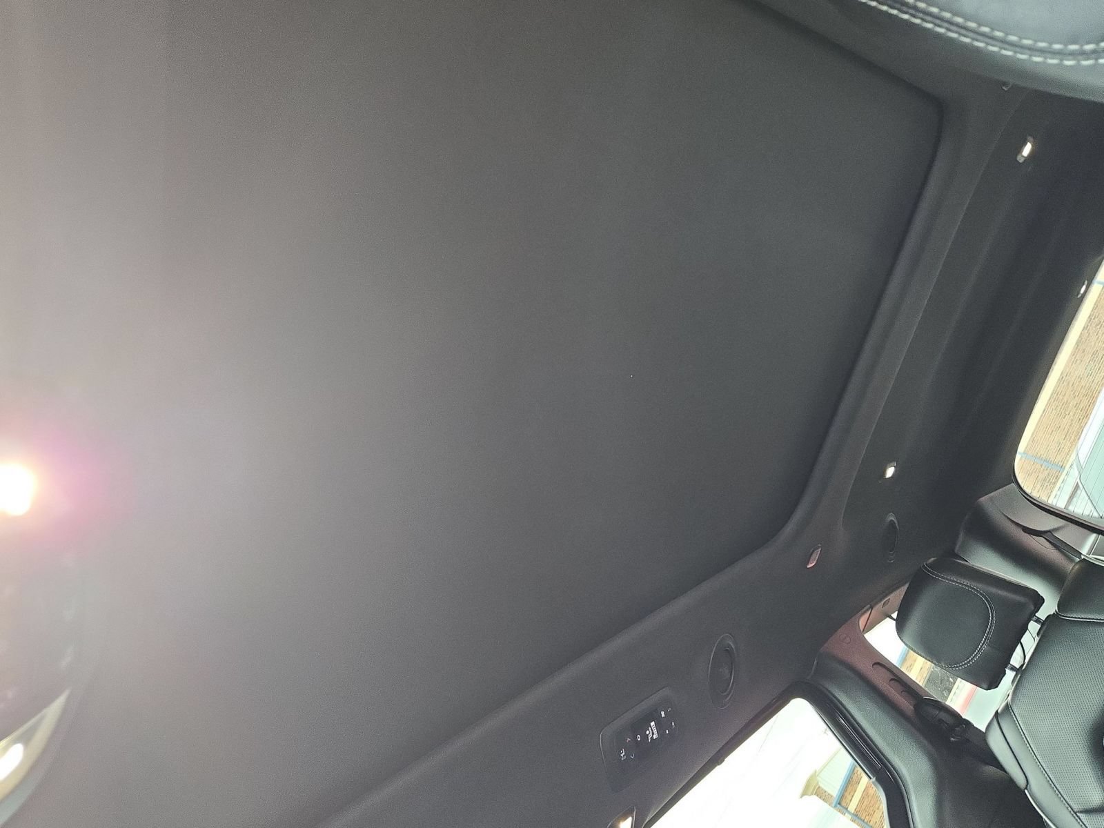 Used 2025 Chrysler Pacifica Limited FWD image 19