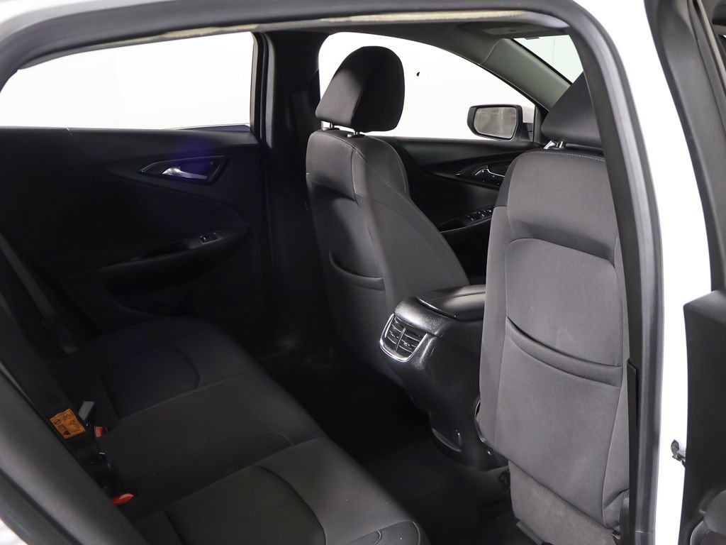 Used 2020 Chevrolet Malibu LT image 24