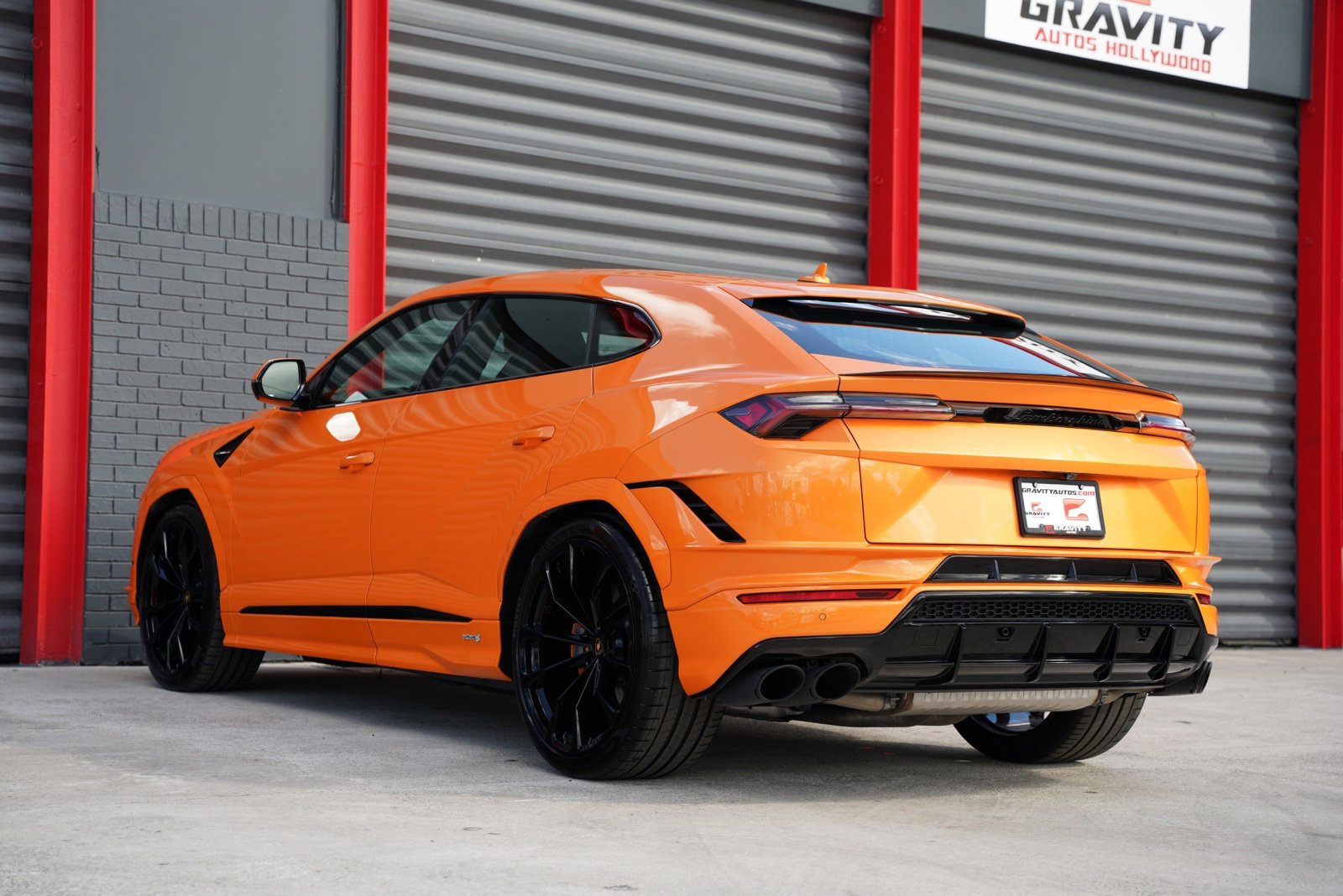 Used 2023 Lamborghini Urus S image 8