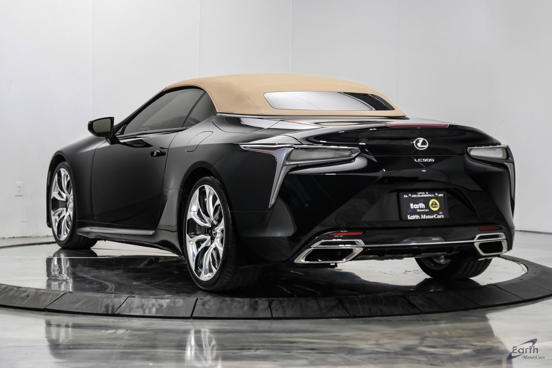 Used 2021 Lexus LC 500 Convertible w/ Touring Package RWD image 14