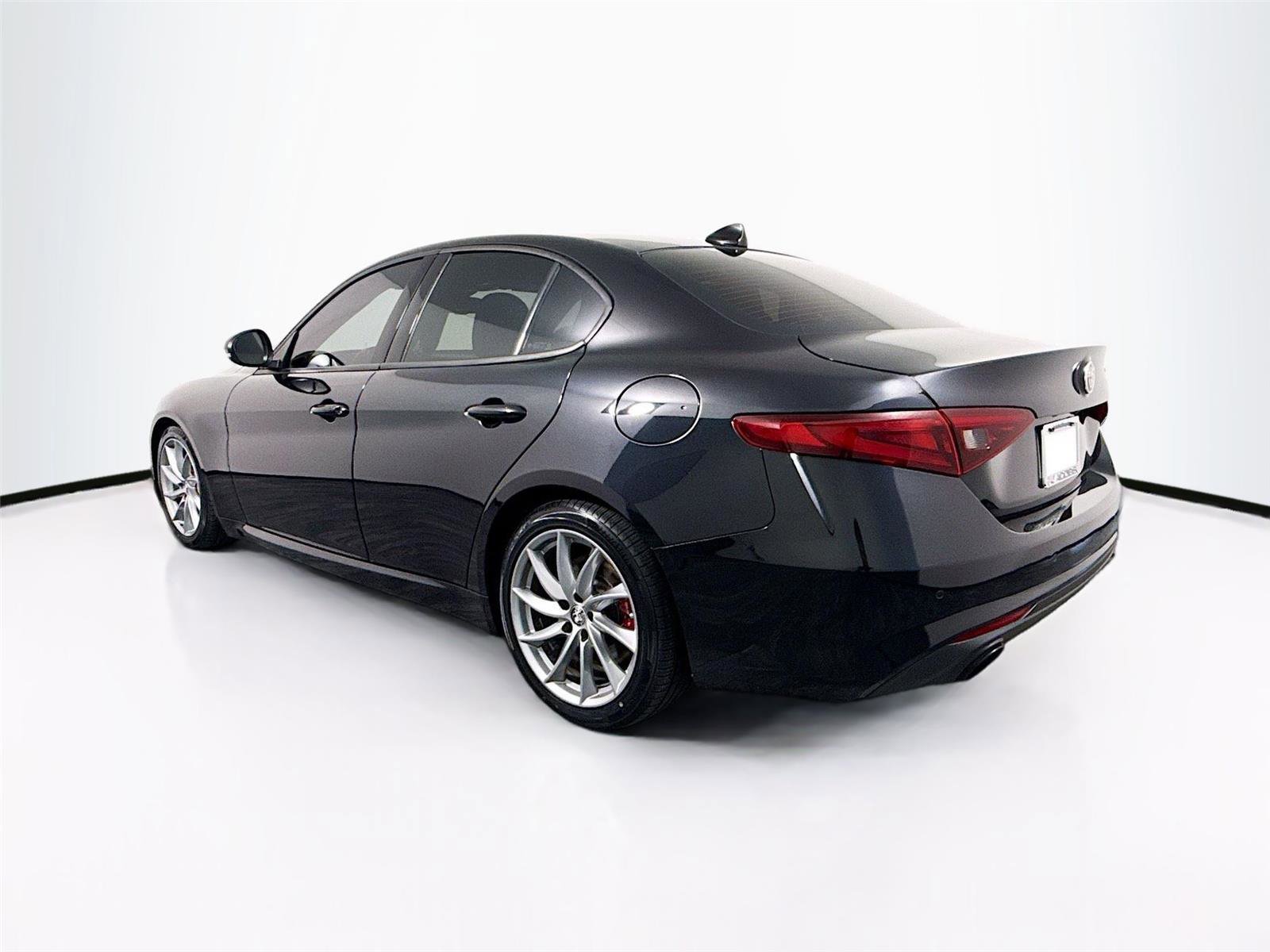 Used 2023 Alfa Romeo Giulia Sprint image 29