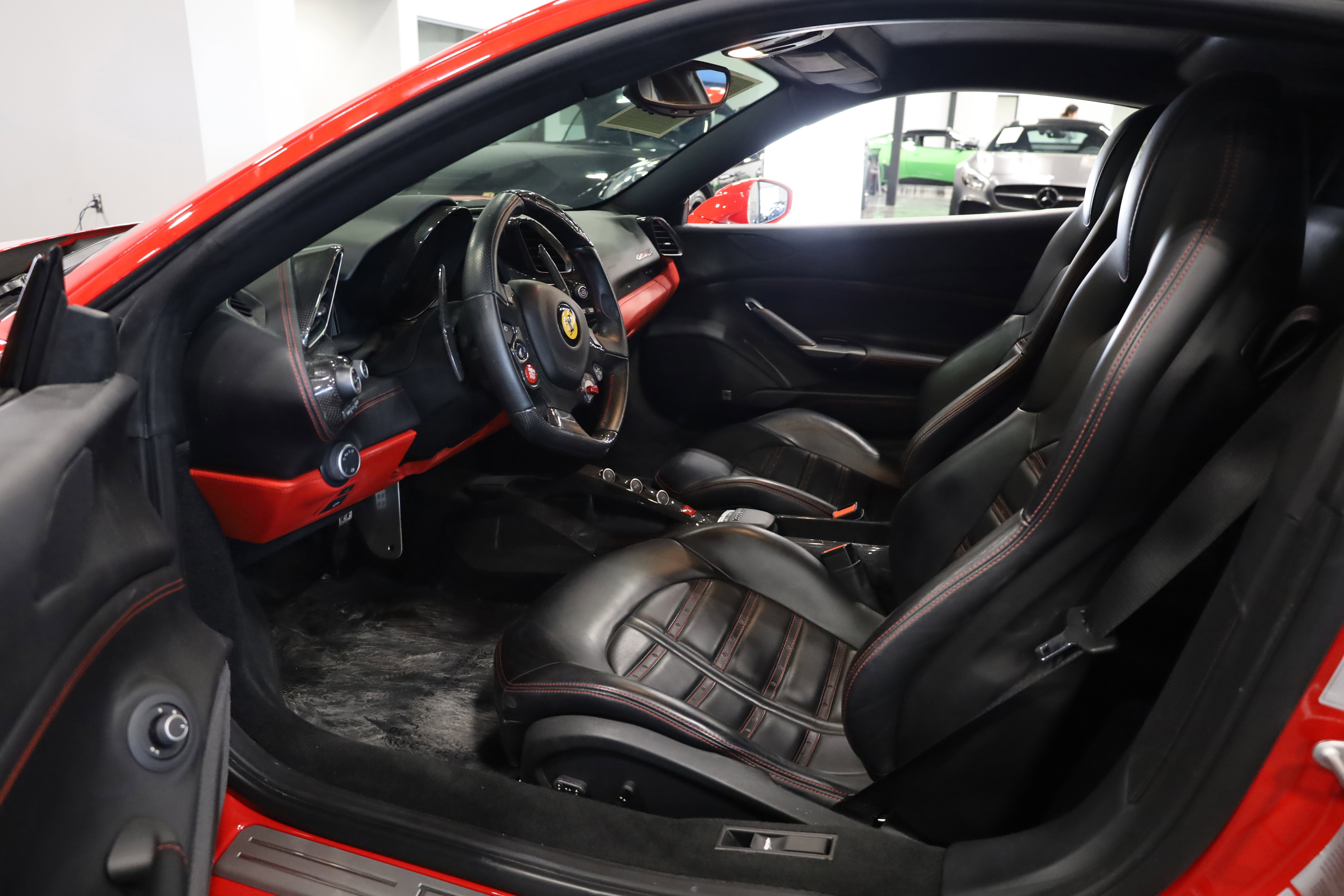Used 2016 Ferrari 488 GTB image 15