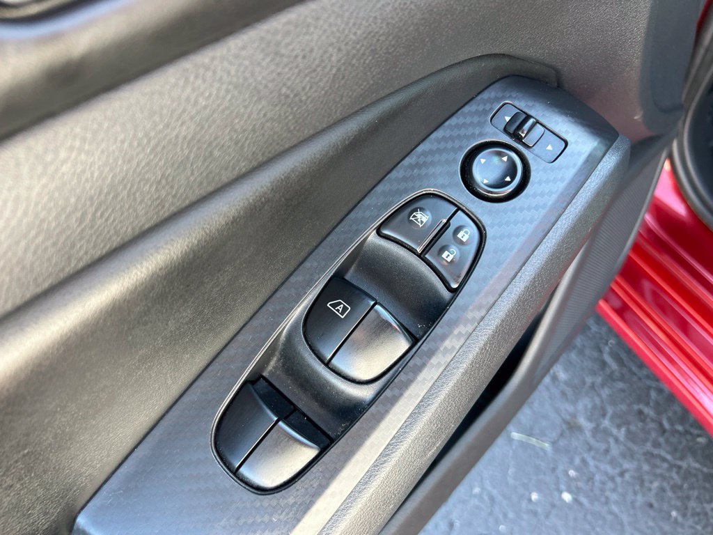 Used 2025 Nissan Altima 2.5 SV FWD image 16