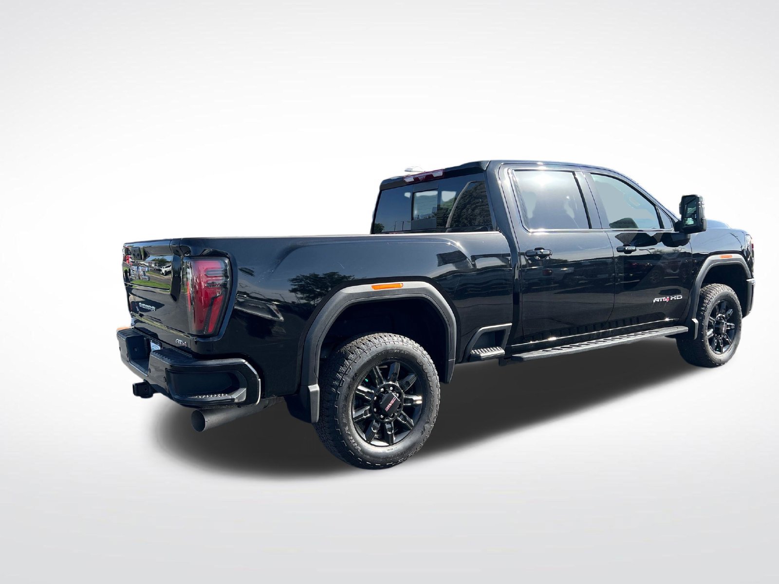 Used 2026 GMC Sierra 3500 AT4 w/ AT4 Premium Plus Package AWD/4WD image 3