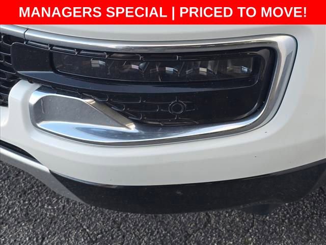 Used 2024 Jeep Wagoneer L Series II w/ Flexible Seating Group image 33