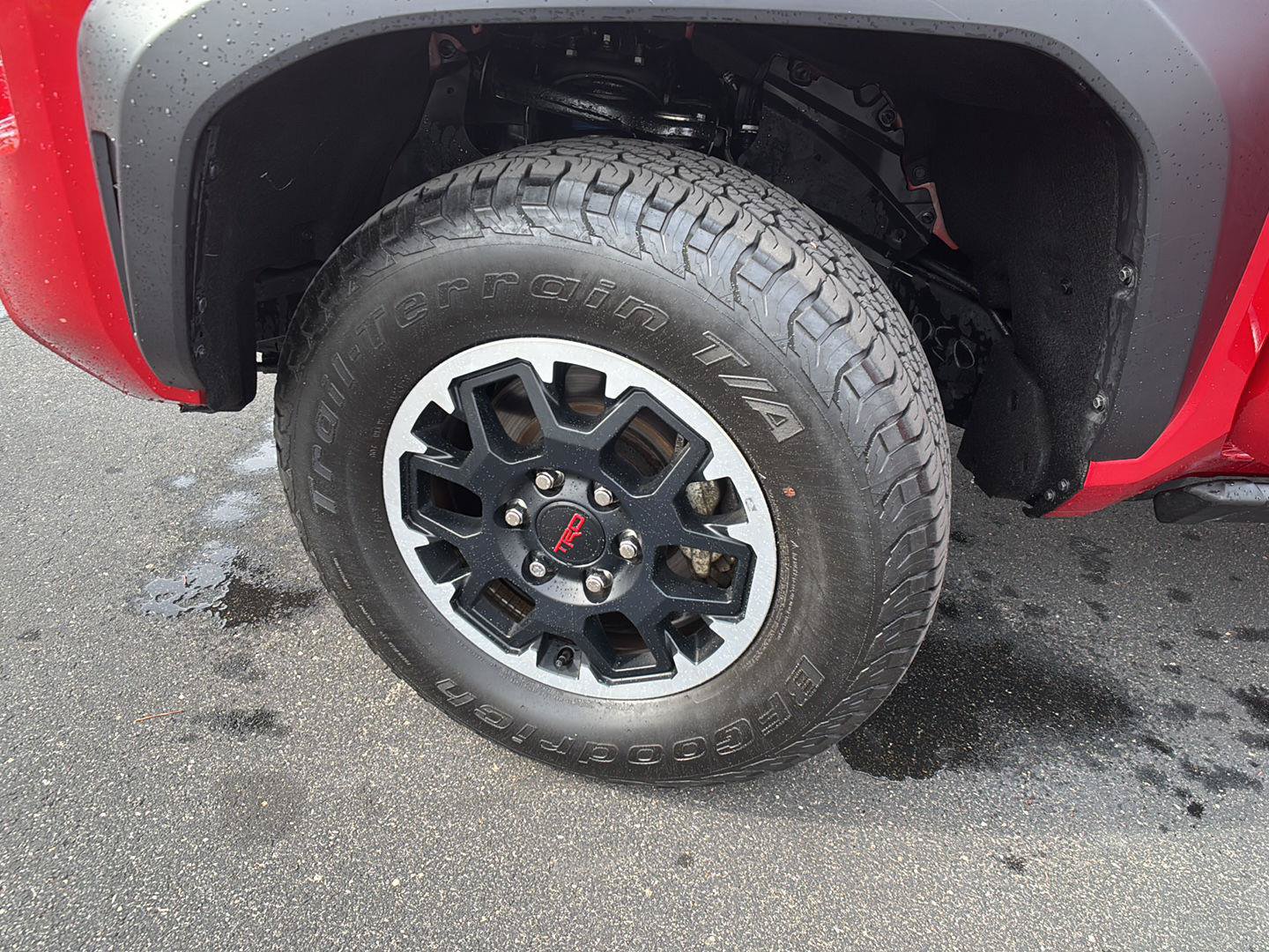 Used 2024 Toyota Tacoma TRD Off-Road w/ TRD Off Road Premium Package AWD/4WD image 5
