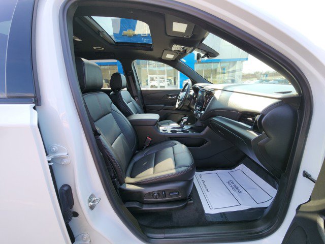 Used 2023 Chevrolet Traverse RS w/ LPO, Floor Liner Package image 13