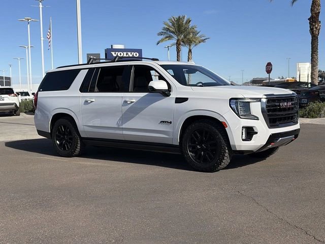 Used 2023 GMC Yukon XL AT4 w/ AT4 Premium Plus Package image 4