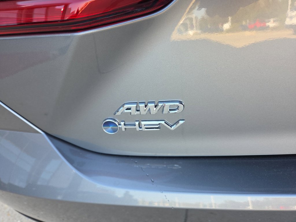 New 2026 Toyota Camry XLE AWD/4WD image 10