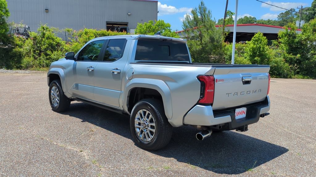 Used 2024 Toyota Tacoma Limited w/ Limited Package (LT) AWD/4WD image 7
