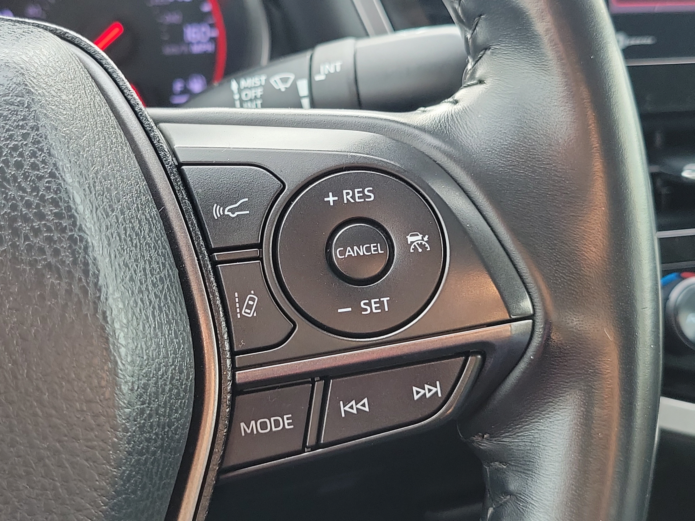 Used 2021 Toyota Camry XSE w/ Navigation Package FWD image 21