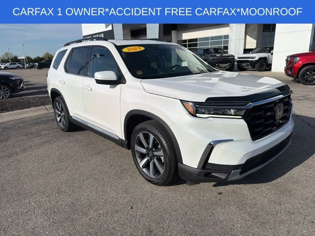 Used 2023 Honda Pilot Touring image 3