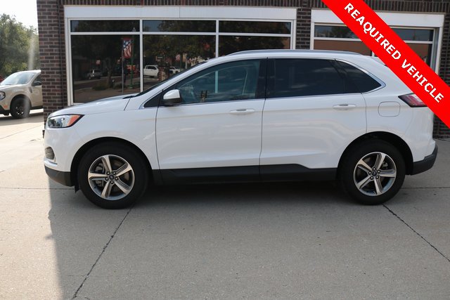 Used 2022 Ford Edge SEL w/ Convenience Package image 2