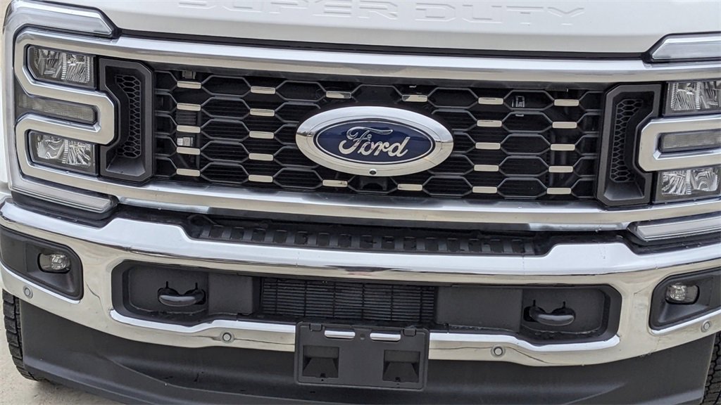 Used 2026 Ford F450 Lariat w/ Lariat Premium Package image 9