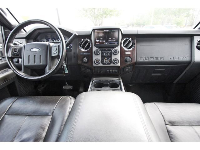Used 2016 Ford F250 Lariat w/ Lariat Interior Package image 8