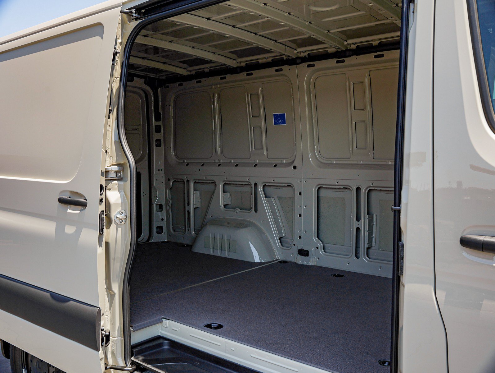 New 2026 Mercedes-Benz Sprinter 2500 image 5