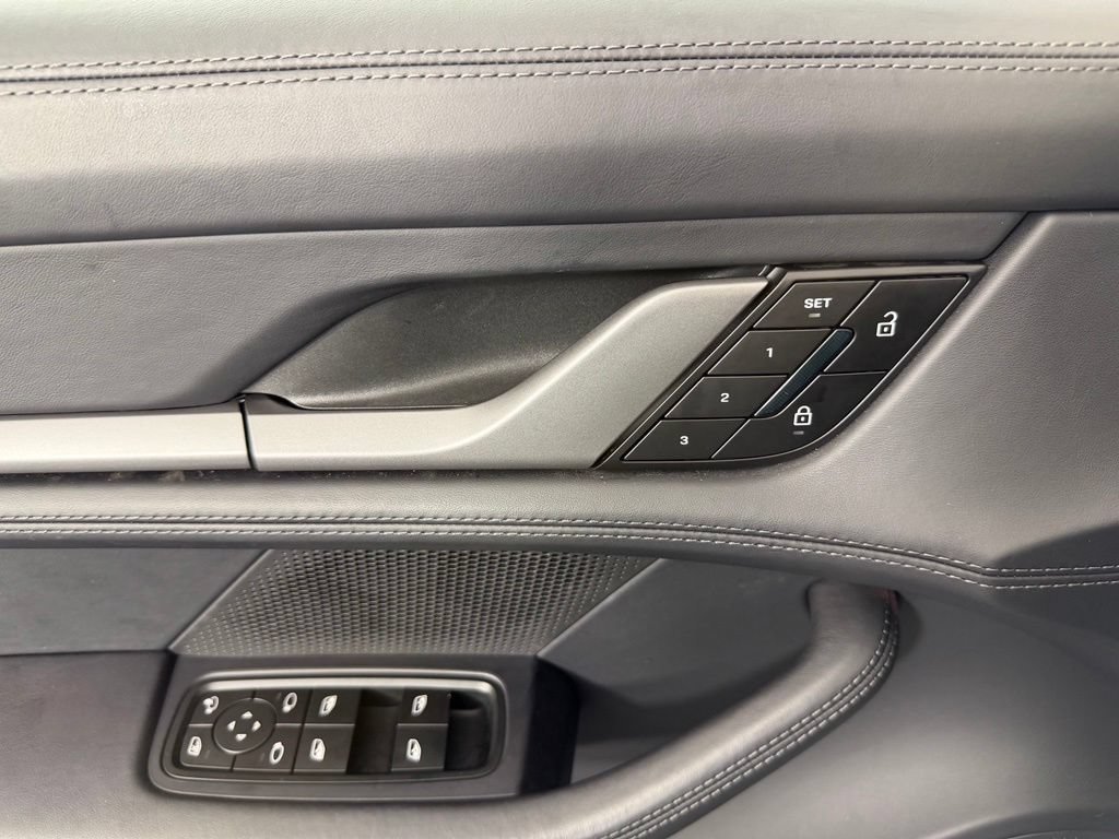 Certified 2026 Porsche Taycan RWD image 17