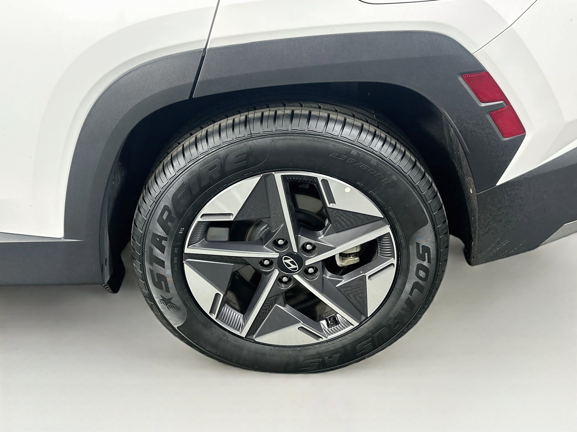 Used 2026 Hyundai Tucson SEL FWD image 11