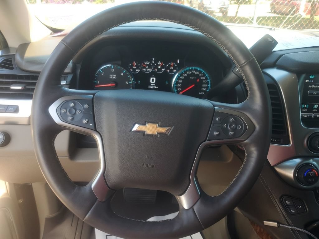 Used 2018 Chevrolet Suburban Premier RWD image 20