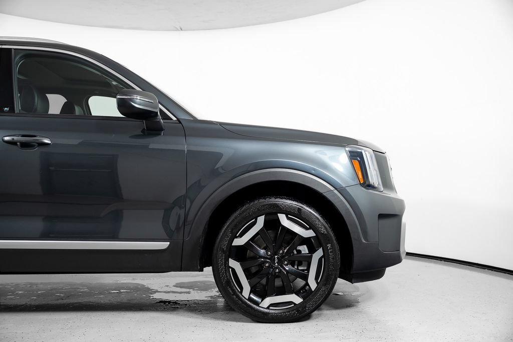 Used 2024 Kia Telluride S w/ S Sunroof Package FWD image 4
