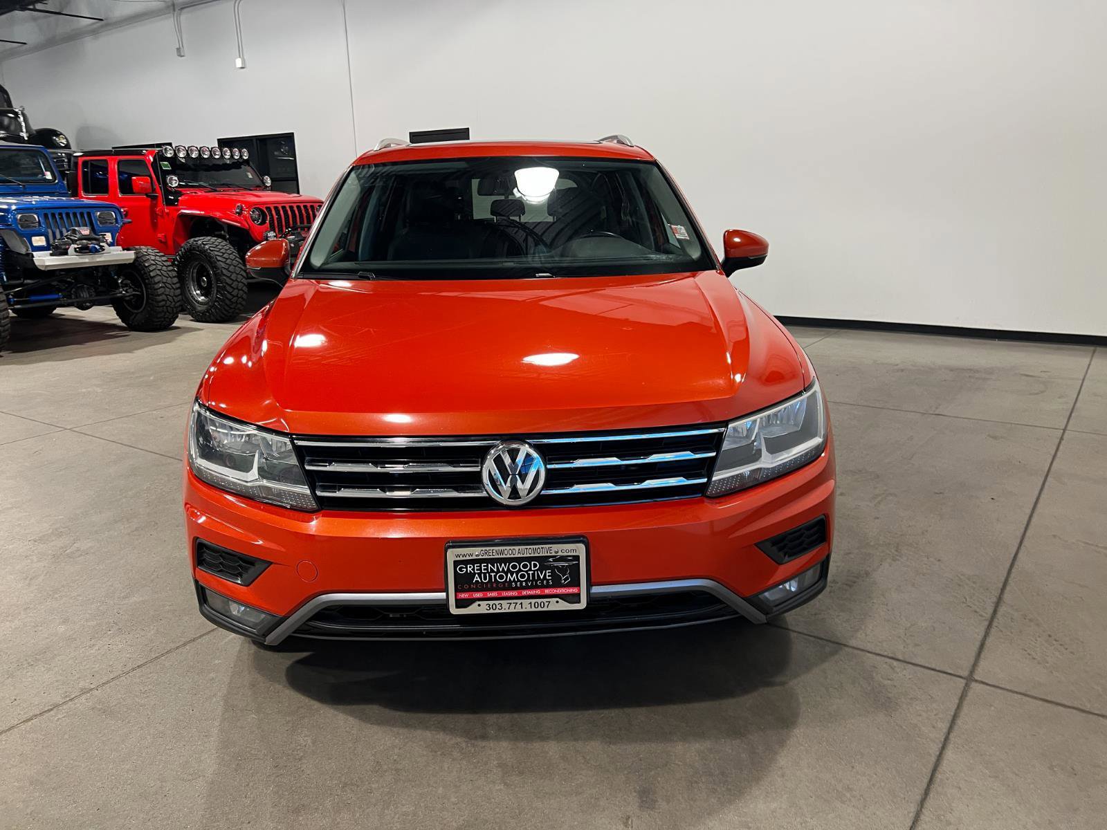 Used 2018 Volkswagen Tiguan SEL AWD/4WD image 8