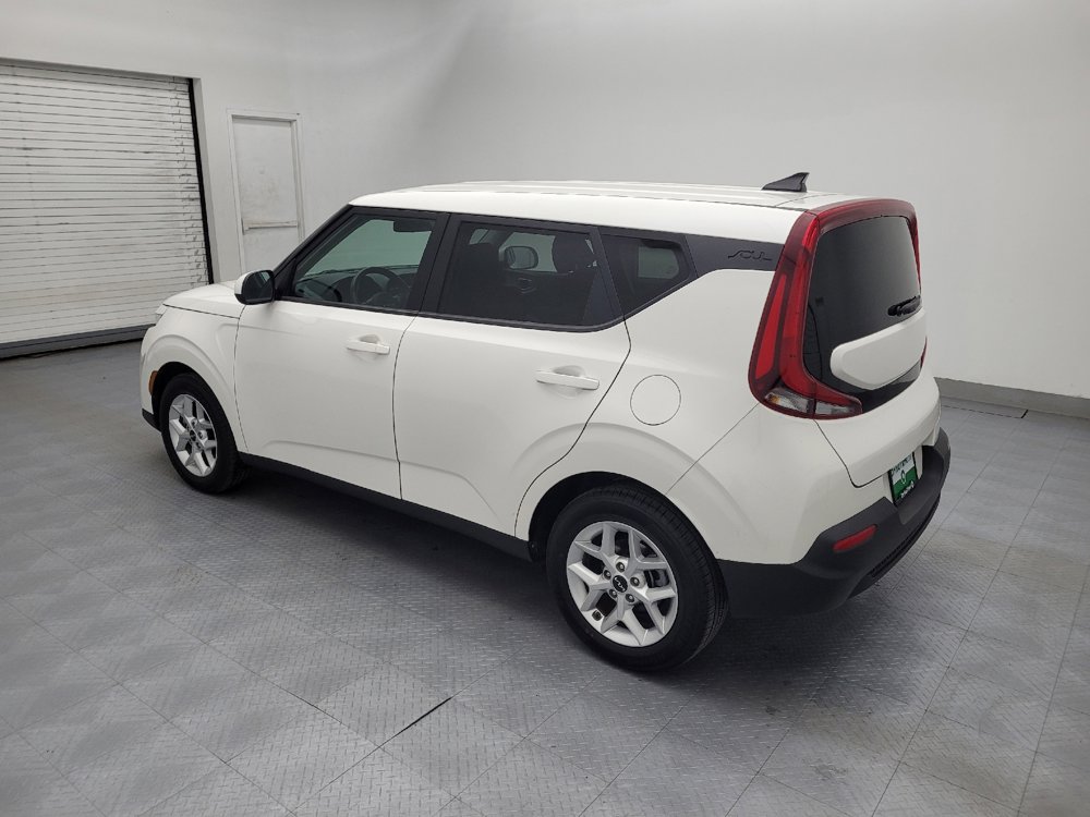 Used 2022 Kia Soul LX w/ Technology Package image 3