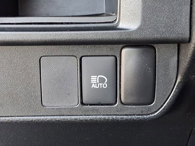 Used 2019 Toyota Tacoma SR5 image 25