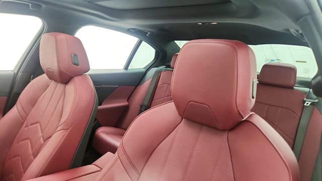 Used 2026 BMW 540i xDrive image 34