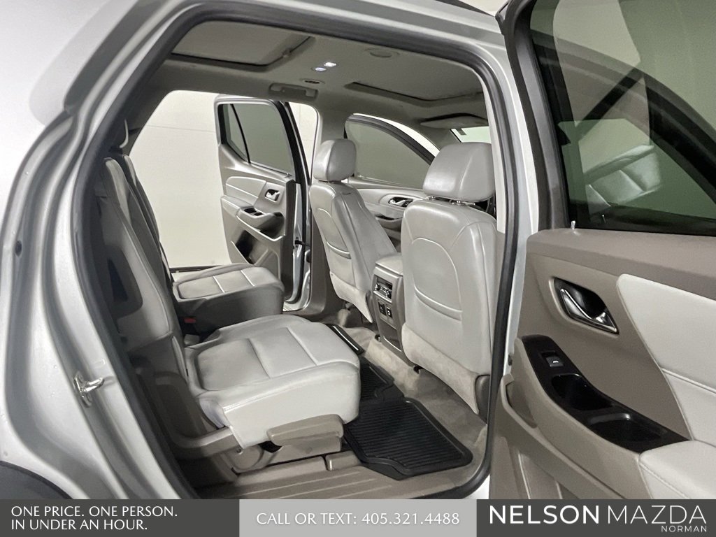 Used 2018 Chevrolet Traverse LT image 15