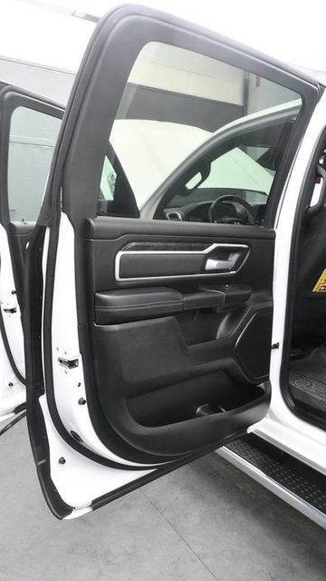 Used 2023 RAM 1500 Big Horn AWD/4WD image 13
