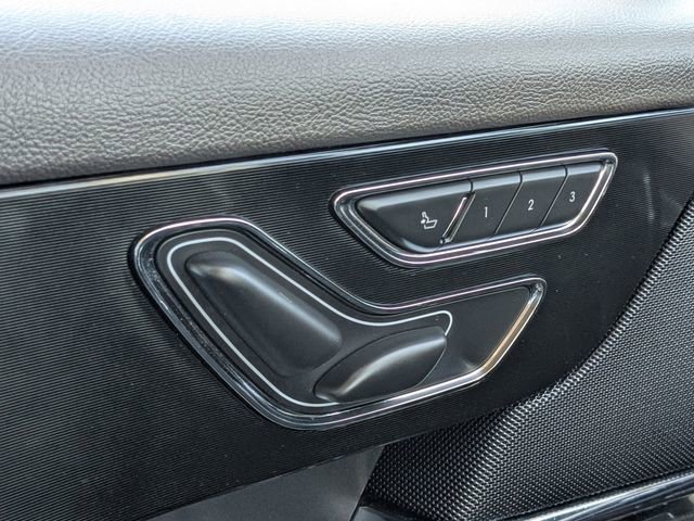 Used 2022 Lincoln Corsair Reserve w/ Luxury Package image 18