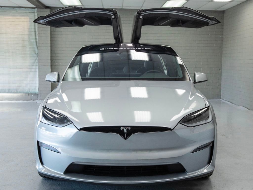 Used 2024 Tesla Model X image 7