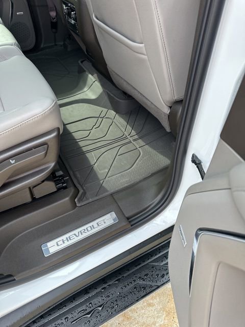 Used 2026 Chevrolet Tahoe LT w/ Comfort Package RWD image 24